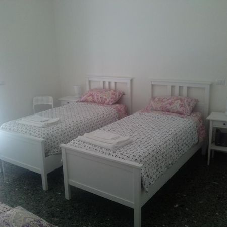 Domus Aurea Bed & Breakfast Napoli Eksteriør bilde